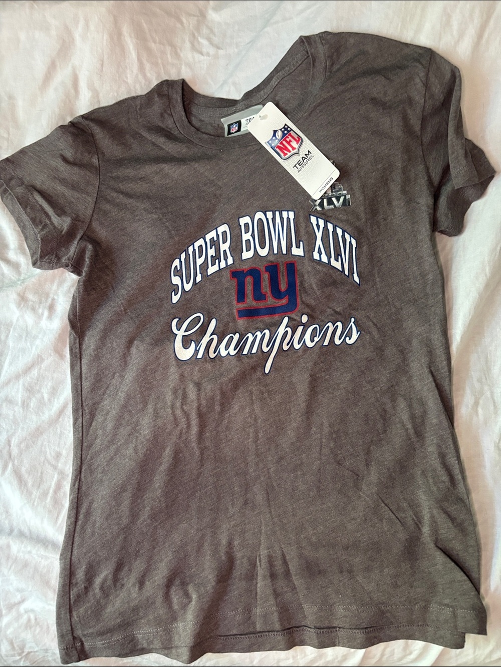 NY Giants Super Bowl XLVI Champions Women’s T Shirt Medium NWT NFL